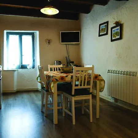 Nonnamelia Apartman Nasino